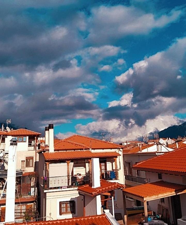 Apollon Inn Arájova Exterior foto